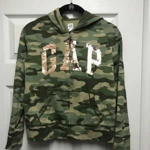 Girls Gap sweatshirt